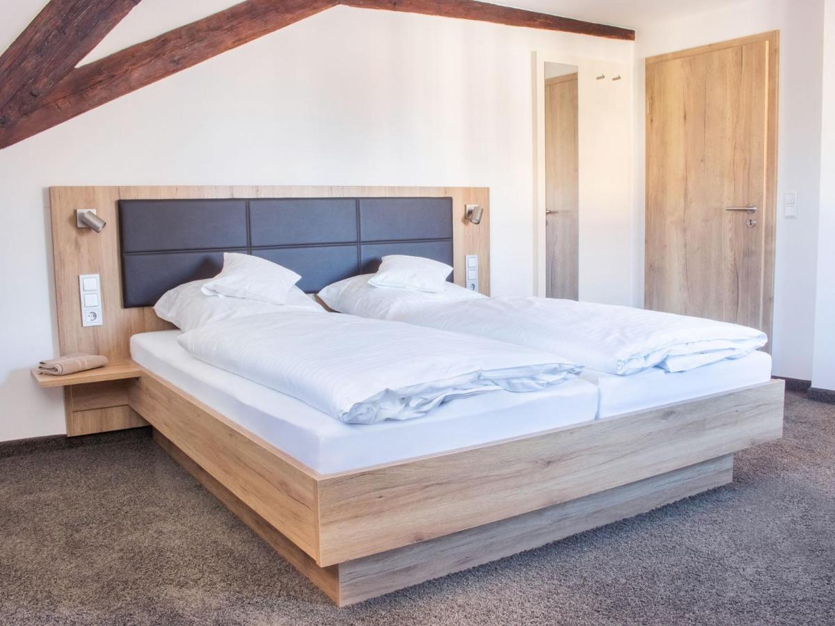 Gasthof Landhotel Hirsch Ostrach Екстериор снимка