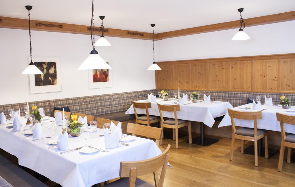 Gasthof Landhotel Hirsch Ostrach Екстериор снимка